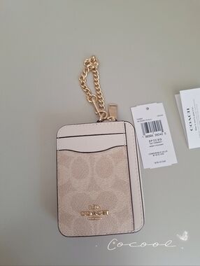 NWT Coach Zip Card Case In Signature Canvas Gold Sand Chalk CW883